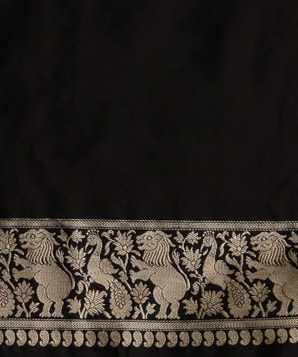 Handloom_Black_Pure_Katan_Silk_Shikargah_Banarasi_Saree_With_Border_WeaverStory_05