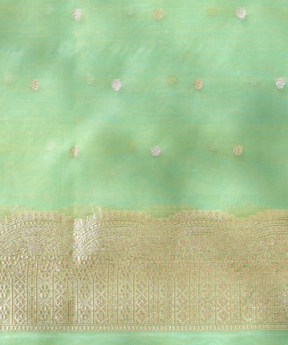 Handloom_Mint_Green_Pure_Kora_Silk_Banarasi_Saree_With_Sona_Rupa_Booti_WeaverStory_05