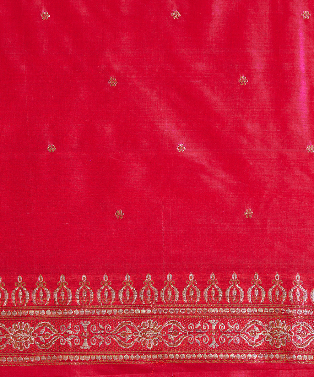 Handloom_Rani_Pink_And_Gold_Pure_Katan_Silk_Tanchoi_Banarasi_Saree_WeaverStory_06