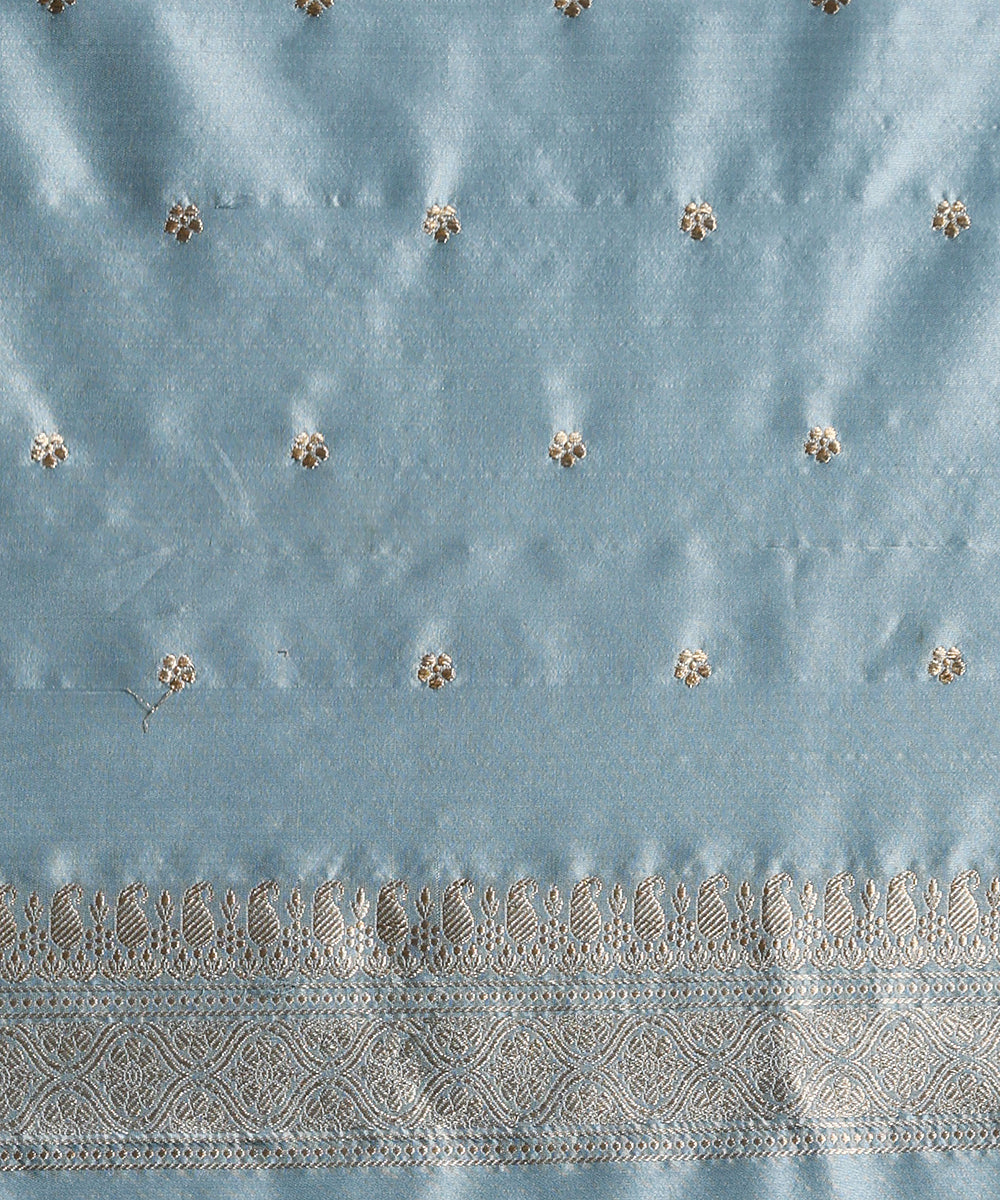 Powder_Blue_Handloom_Pure_Katan_Silk_Banarasi_Saree_With_Kadhwa_Booti_WeaverStory_05