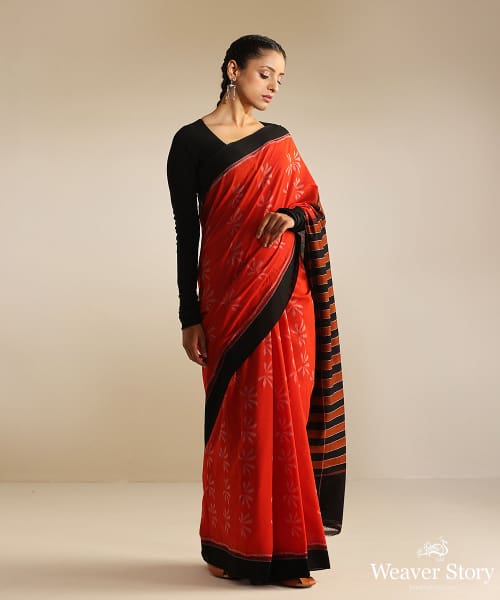 Crimson_Red_And_Black_Handloom_Soft_Cotton_Single_Ikat_Saree_With_All_Over_Leaf_Design_WeaverStory_02