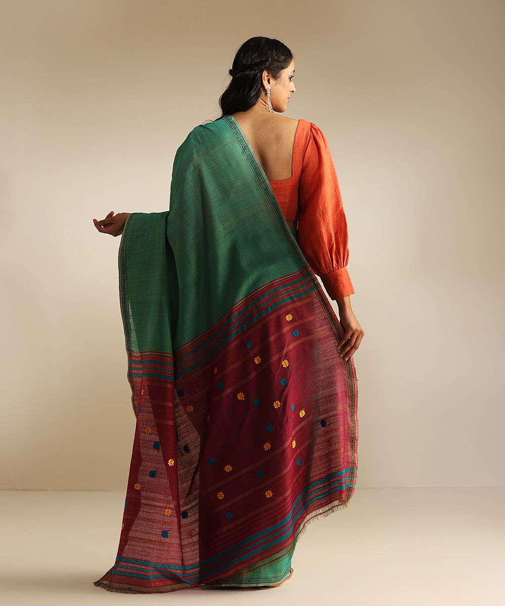 Handloom_Green_Cotton_Tussar_Saree_With_Extra_Weft_Flowers_In_Pallu_And_Old_Ganjam_Border_WeaverStory_03