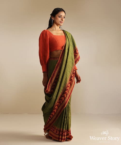Green_Handloom_Pure_Tussar_Silk_Saree_With_Ikat_Dhanapatra_Design_WeaverStory_02