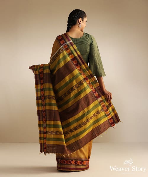 Handloom_Mustard_And_Green_Tussar_Silk_Single_Ikat_Saree_With_Dhanapatra_Design_WeaverStory_03
