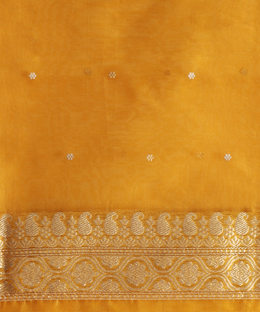 Mustard_Handloom_Pure_Kora_Silk_Banarasi_Saree_With_Silver_And_Gold_Kadhwa_Booti_WeaverStory_05