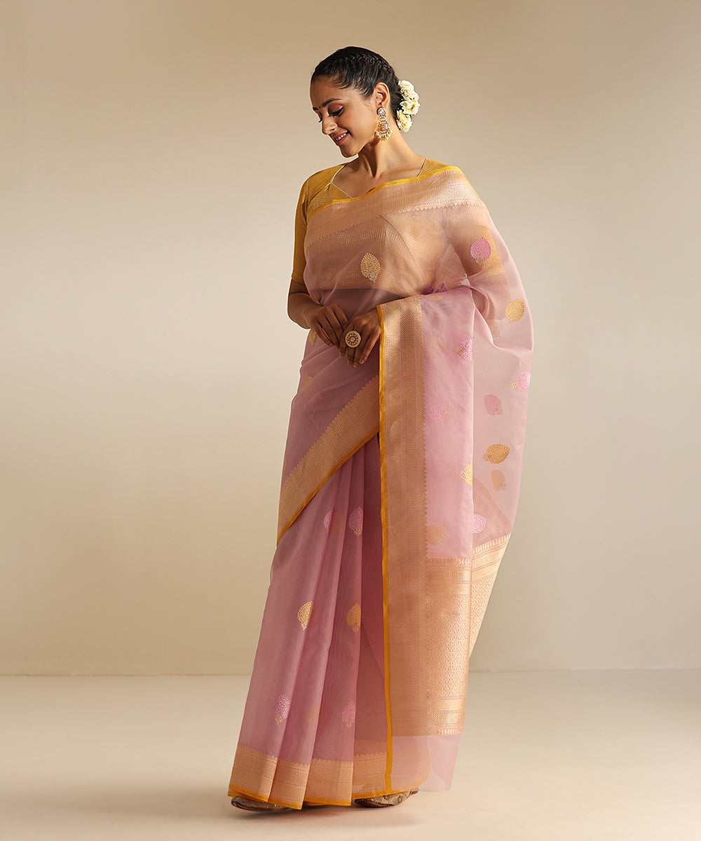 Lavender_Handloom_Pure_Kora_Silk_Banarasi_Saree_With_Kadhwa_Booti_And_Border_WeaverStory_02