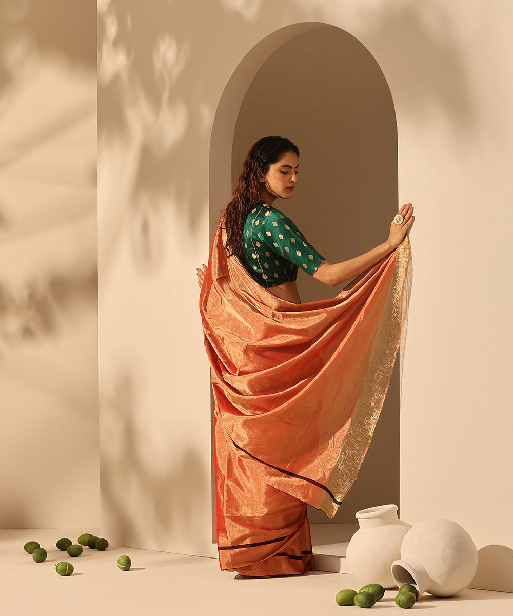 Handloom_Rust_And_Gold_Tissue_Chanderi_Silk_Saree_With_Black_Thin_Woven_Border_WeaverStory_03