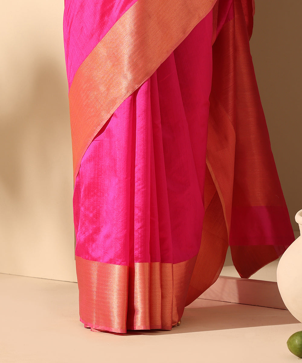 Handloom_Rani_Pink_Pure_Plain_Chanderi_Silk_Saree_With_6_Inches_Border_WeaverStory_04