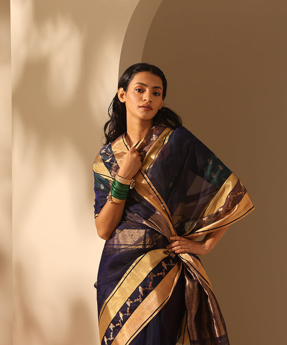 Navy_Blue_Handloom_Pure_Plain_Kora_Silk_Saree_With_6_Inches_Border_WeaverStory_01