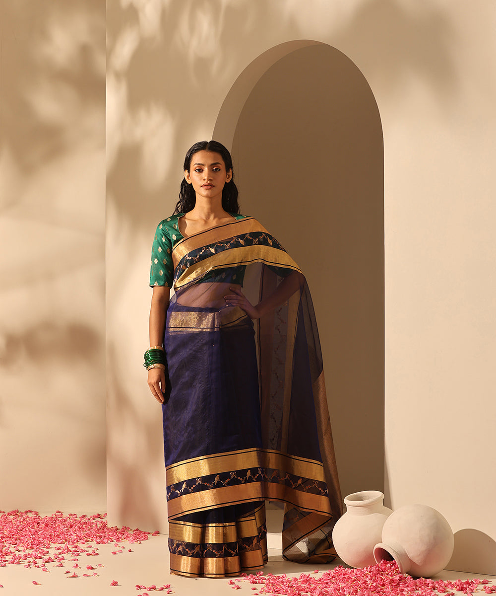 Navy_Blue_Handloom_Pure_Plain_Kora_Silk_Saree_With_6_Inches_Border_WeaverStory_02