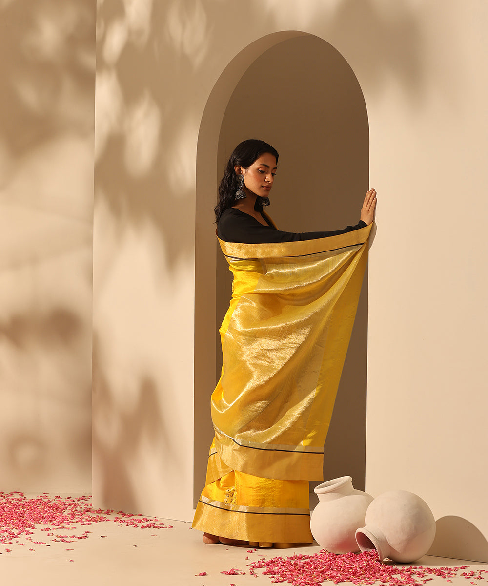 Yellow_Handloom_Pure_Soft_Chanderi_Silk_Saree_With_Gold_Meena_Booti_WeaverStory_03