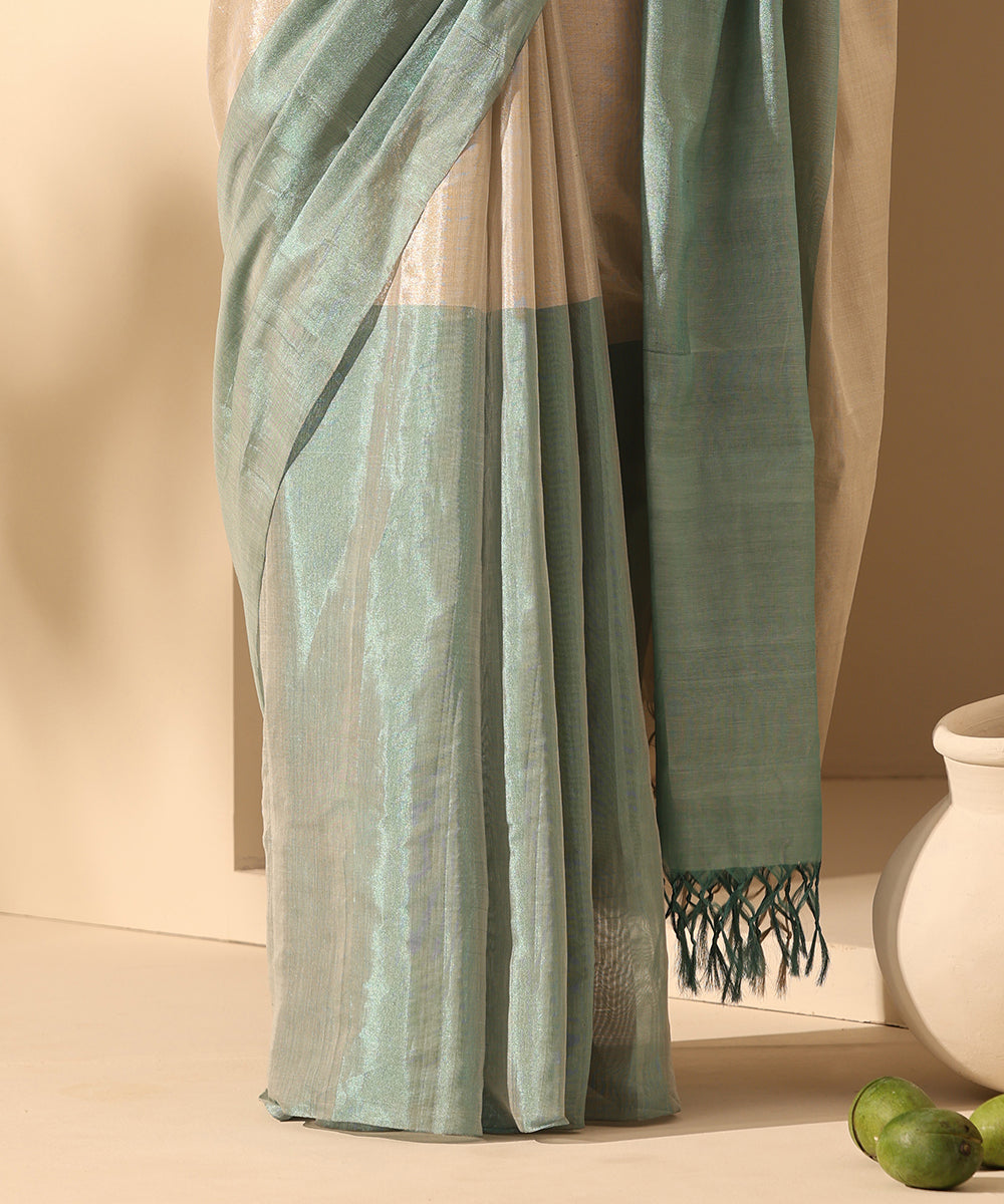 Handloom_Sky_Blue_And_Silver_Pure_Chanderi_Tissue_Silk_Saree_WeaverStory_04