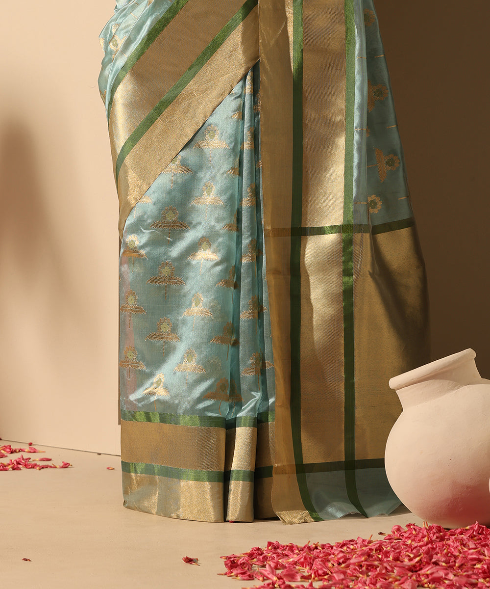 Handloom_Powder_Blue_Pure_Chanderi_Silk_Saree_With_All_Over_Sun_Flower_Meena_Booti_WeaverStory_04
