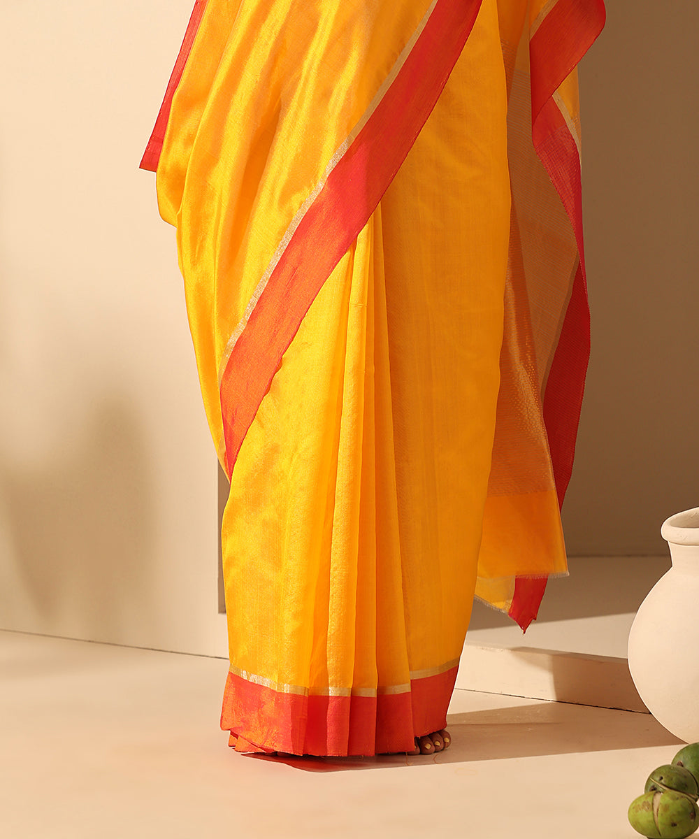 Mustard_Handloom_Plain_Pure_Chanderi_Silk_Saree_With_Border_WeaverStory_04