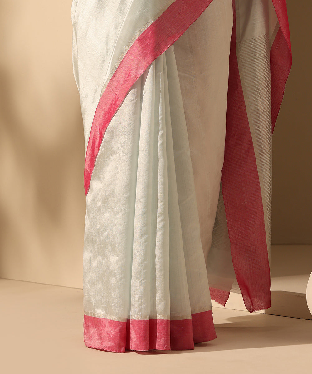 Handloom_Light_Sky_Blue_Plain_Pure_Chanderi_Silk_Saree_With_Border_WeaverStory_04