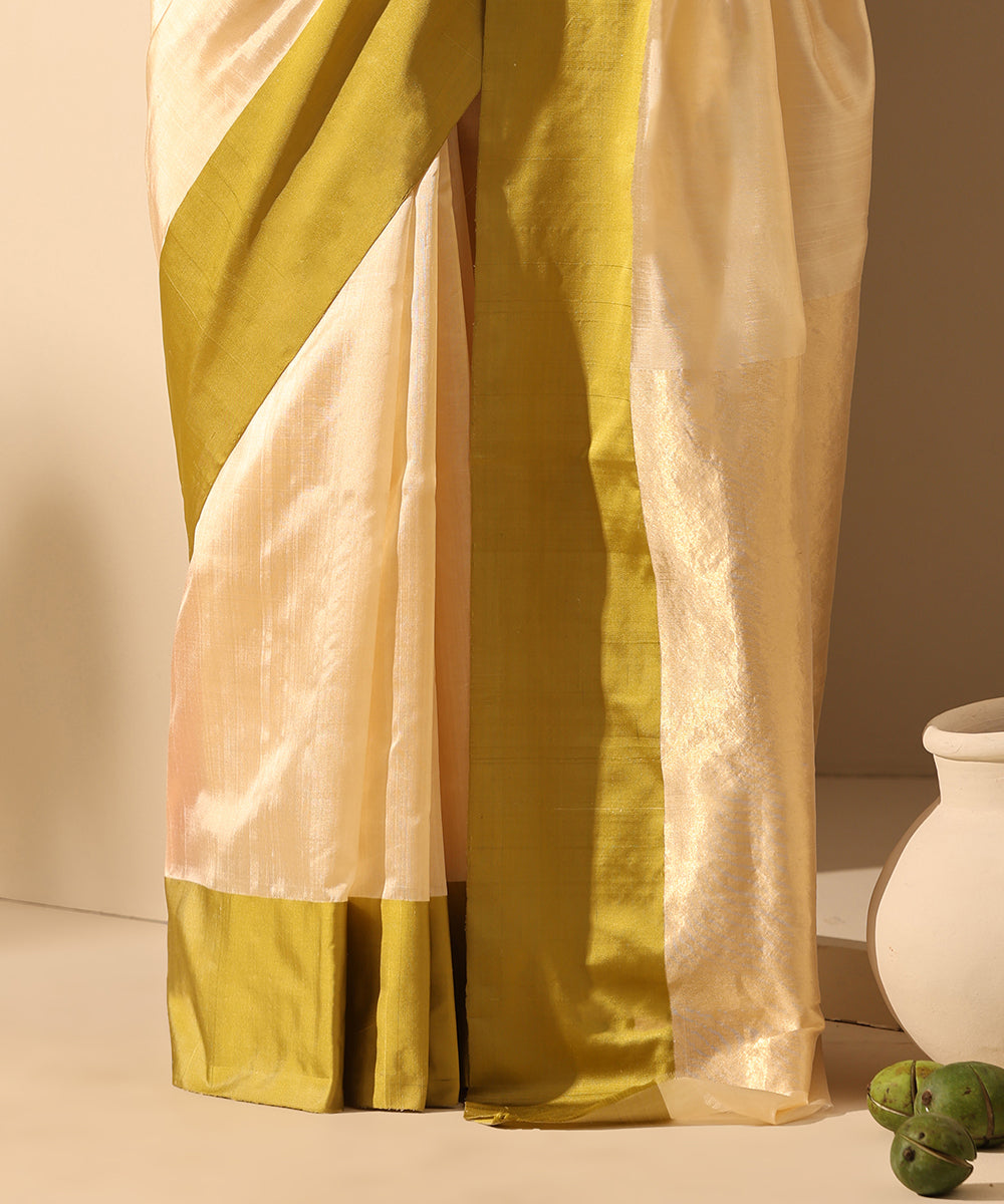 Cream_Handloom_Plain_Pure_Chanderi_Silk_Saree_With_Mashroo_Lime_Green_Border_WeaverStory_04