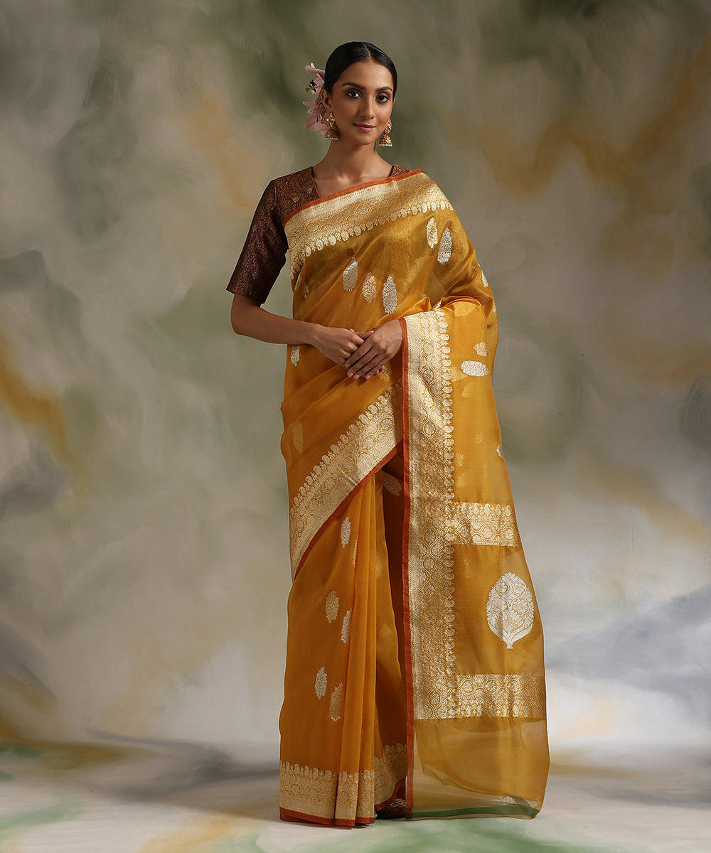 Mustard_Handloom_Pure_Kora_Silk_Banarasi_Saree_With_Zari_Booti_WeaverStory_02
