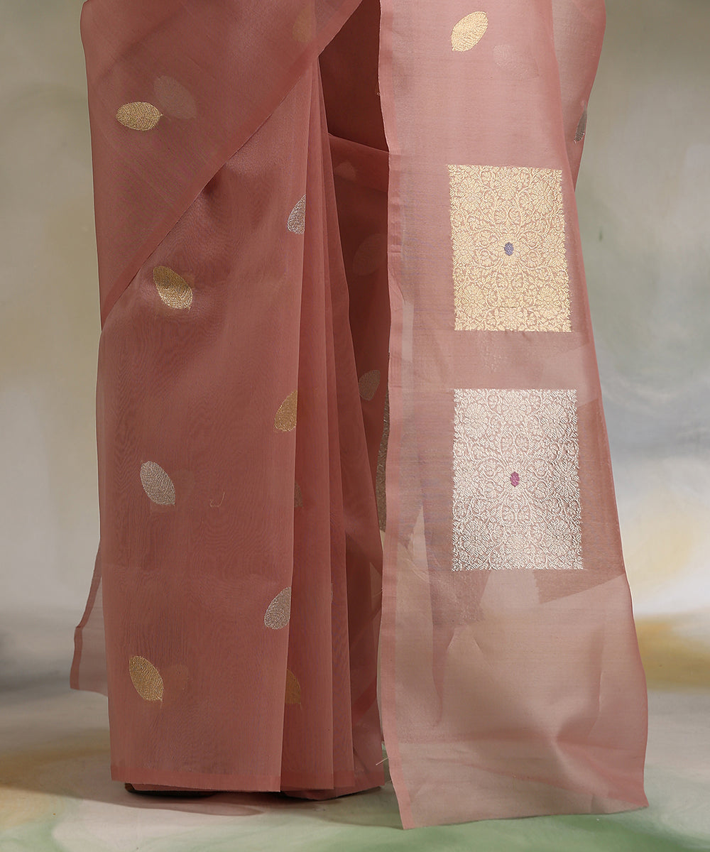 Rose_Pink_Handloom_Pure_Kora_Silk_Banarasi_Saree_With_Meenakari_WeaverStory_04