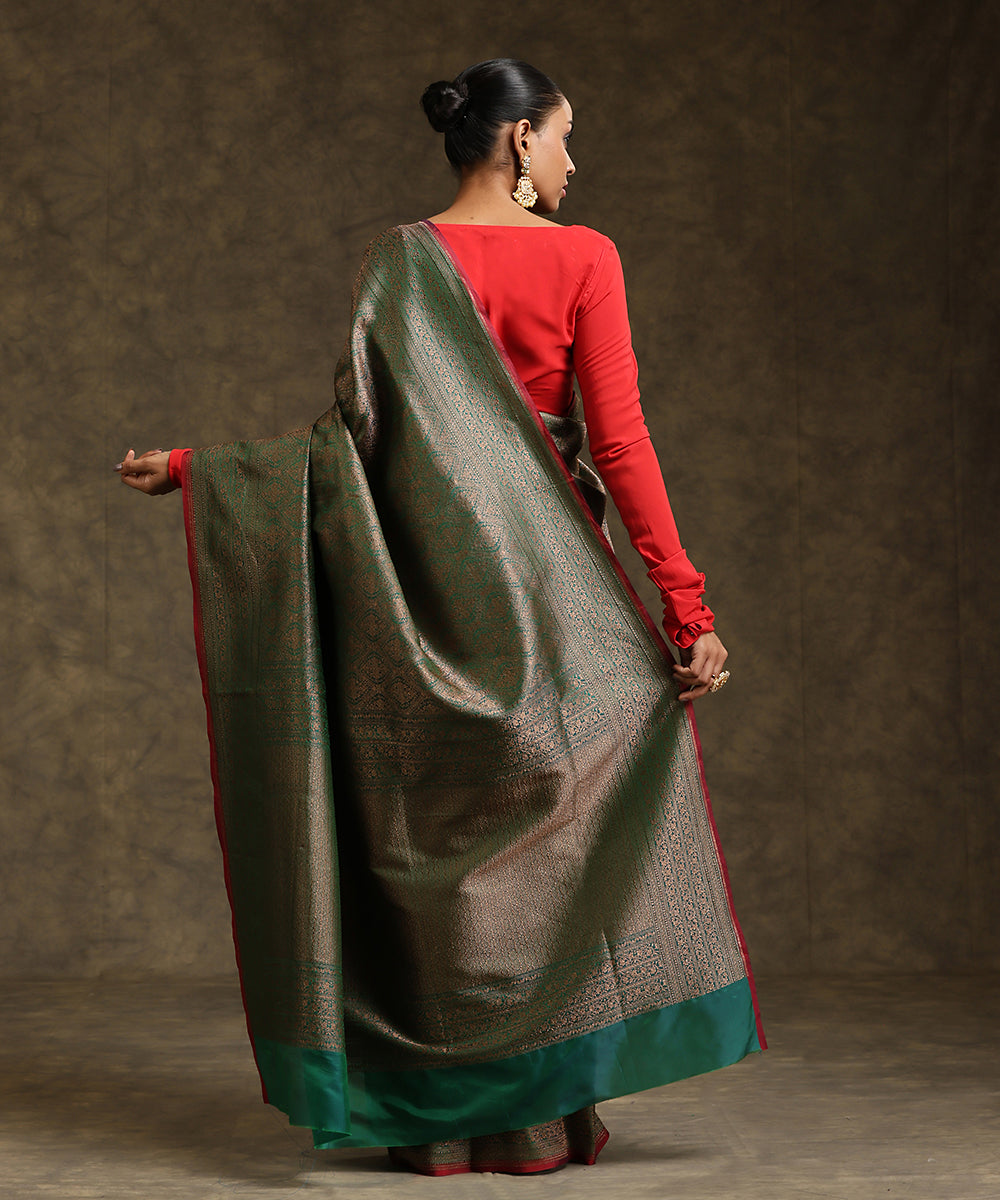 Handloom_Green_Pure_Katan_Silk_Kimkhab_Banarasi_Saree_With_Maroon_Selvedge_WeaverStory_03