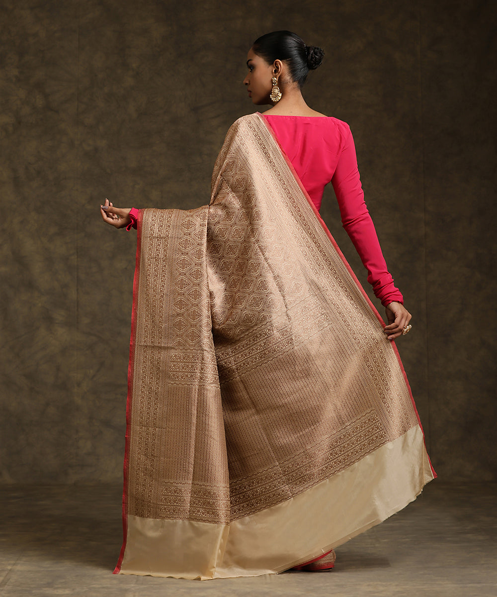 Cream_Handloom_Pure_Katan_Silk_Kimkhab_Banarasi_Saree_And_Red_Selvedge_WeaverStory_03
