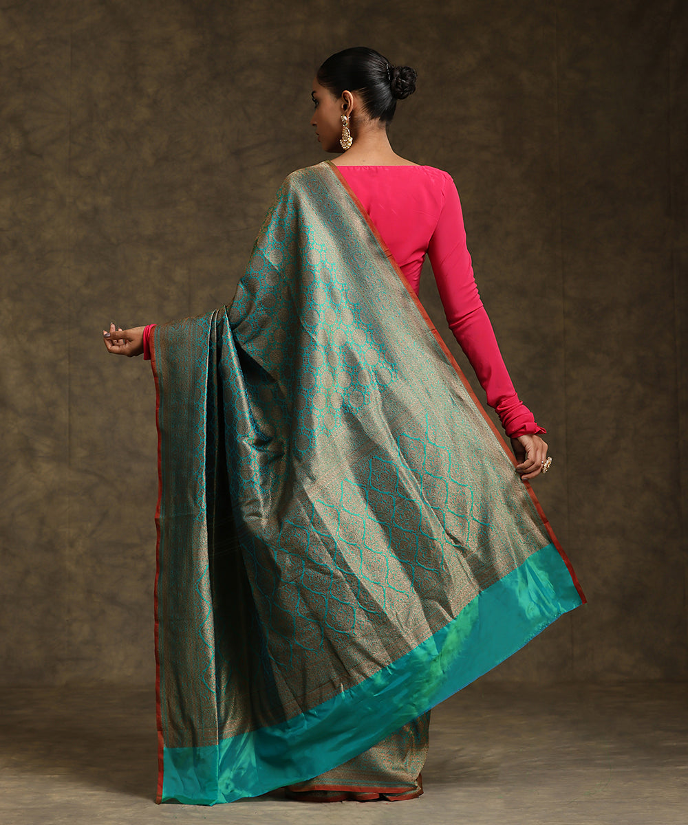 Handloom_Sea_Green_Double_Shade_Pure_Katan_Silk_Kimkhab_Banarasi_Saree_With_Maroon_Selvedge_WeaverStory_03