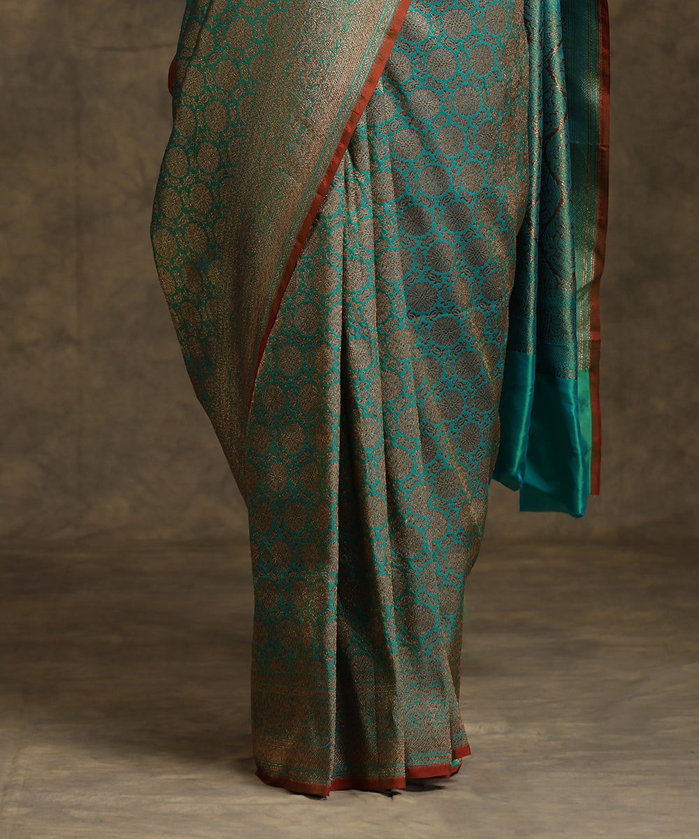Handloom_Sea_Green_Double_Shade_Pure_Katan_Silk_Kimkhab_Banarasi_Saree_With_Maroon_Selvedge_WeaverStory_04