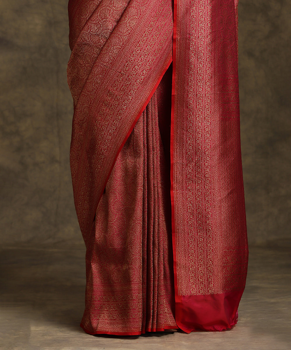 Handloom_Magenta_Pure_Katan_Silk_Banarasi_Brocade_Kimkhab_Red_Selvedge_Saree_WeaverStory_04