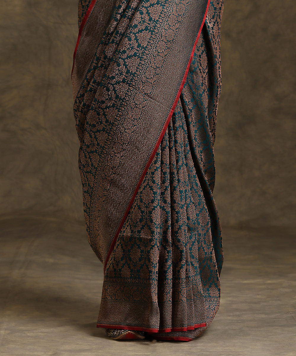 Handloom_Teal_Green_Pure_Katan_Silk_Kimkhab_Banarasi_Saree_With_Maroon_Selvedge_WeaverStory_04