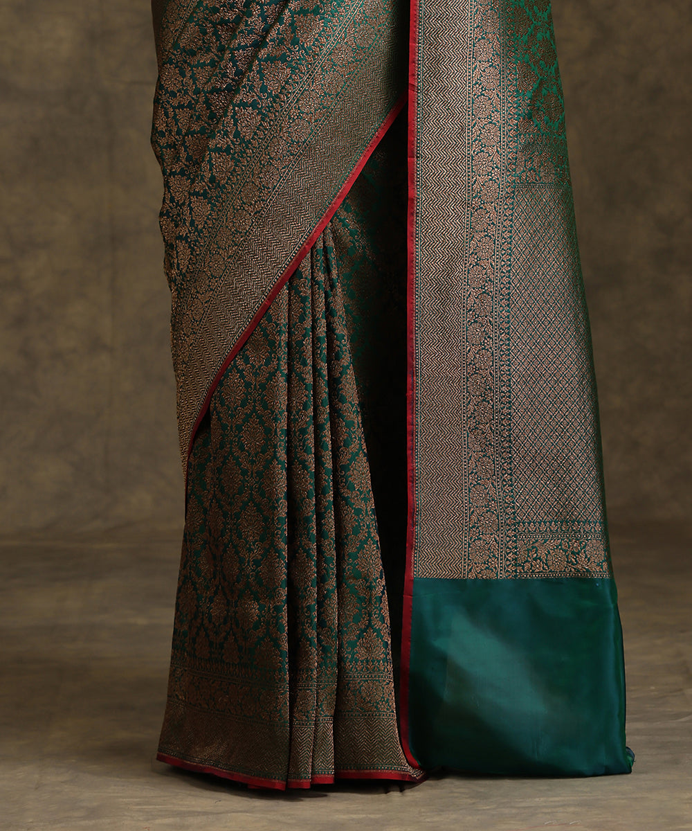 Green_Handloom_Pure_Katan_Silk_Banarasi_Kimkhab_Saree_WeaverStory_04