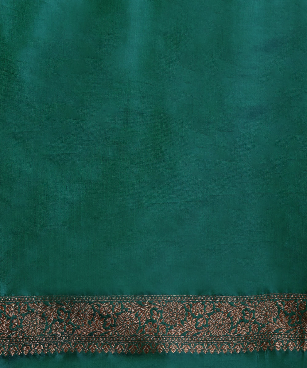 Green_Handloom_Pure_Katan_Silk_Banarasi_Kimkhab_Saree_WeaverStory_05