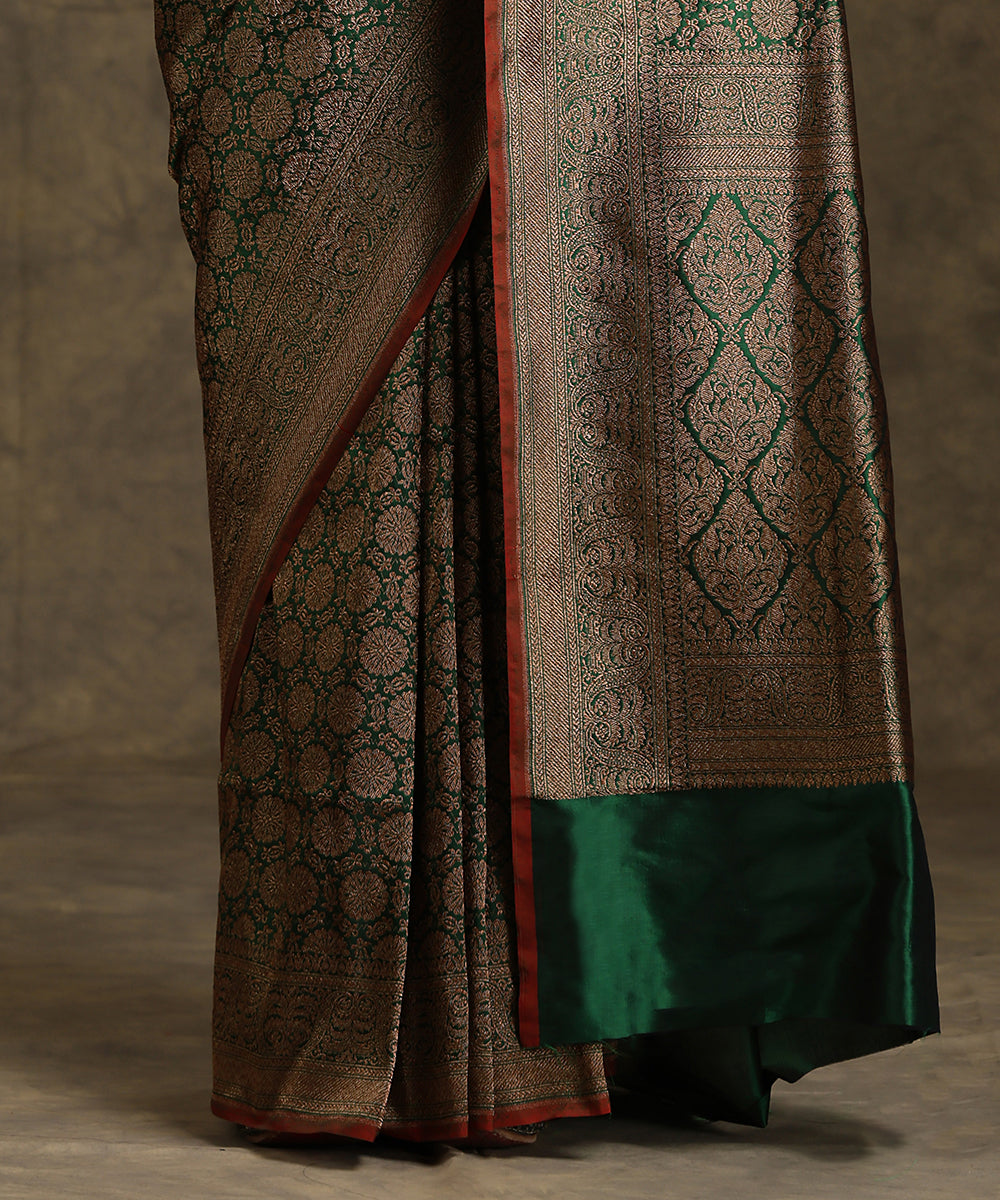 Handloom_Green_Pure_Katan_Silk_Banarasi_Saree_With_Maroon_Selvedge_WeaverStory_04