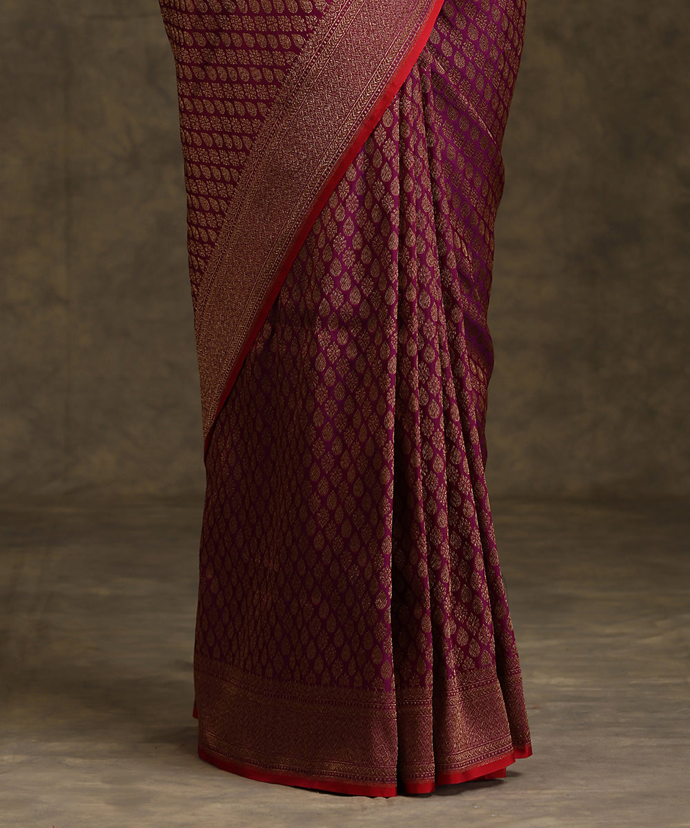 Handloom_Purple_Pure_Katan_Silk_Kimkhab_Banarasi_Saree_With_Maroon_Selvedge_WeaverStory_04