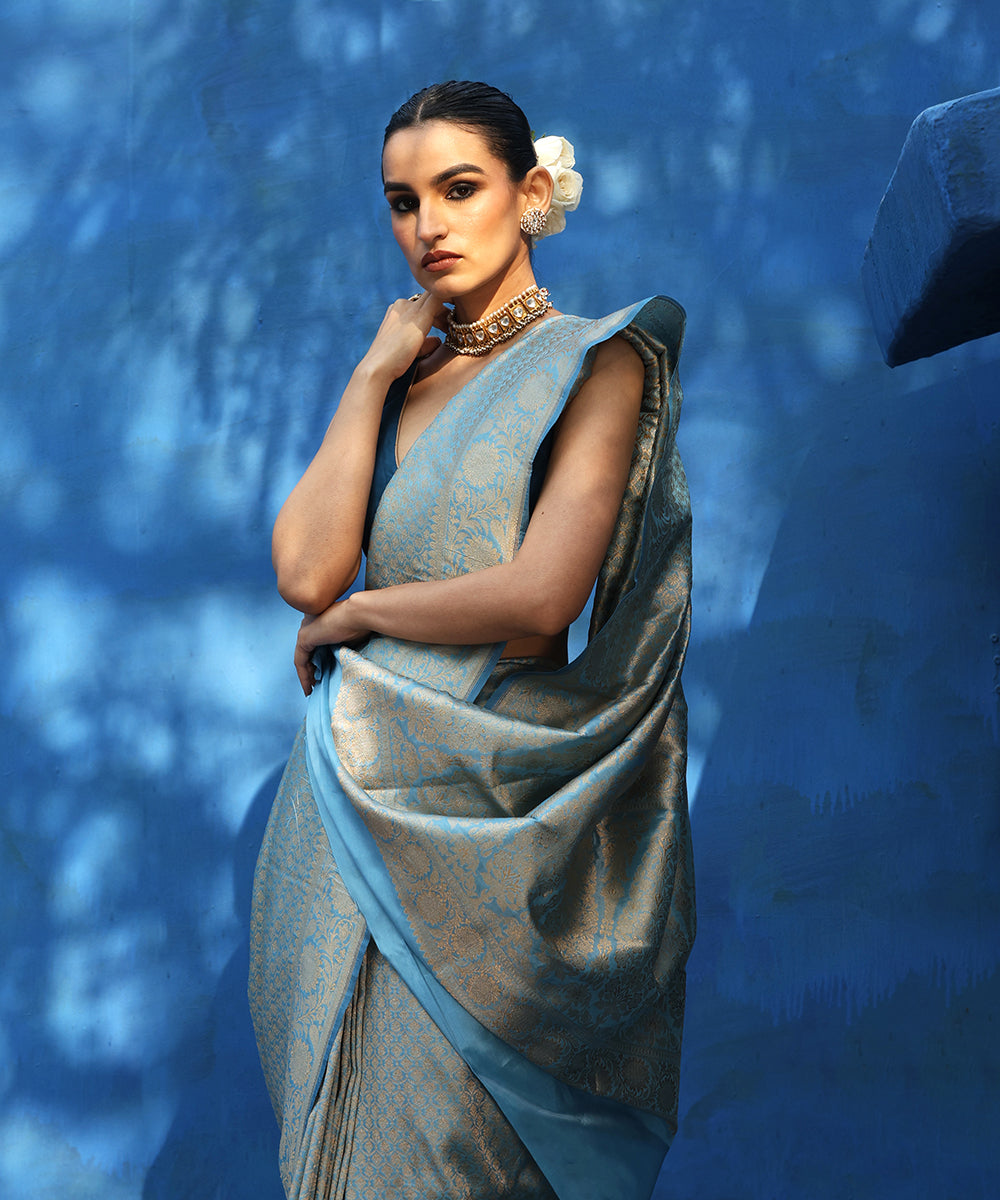 Handloom_Powder_Blue_Pure_Katan_Silk_Banarasi_Kimkhab_Banarasi_Saree_WeaverStory_01