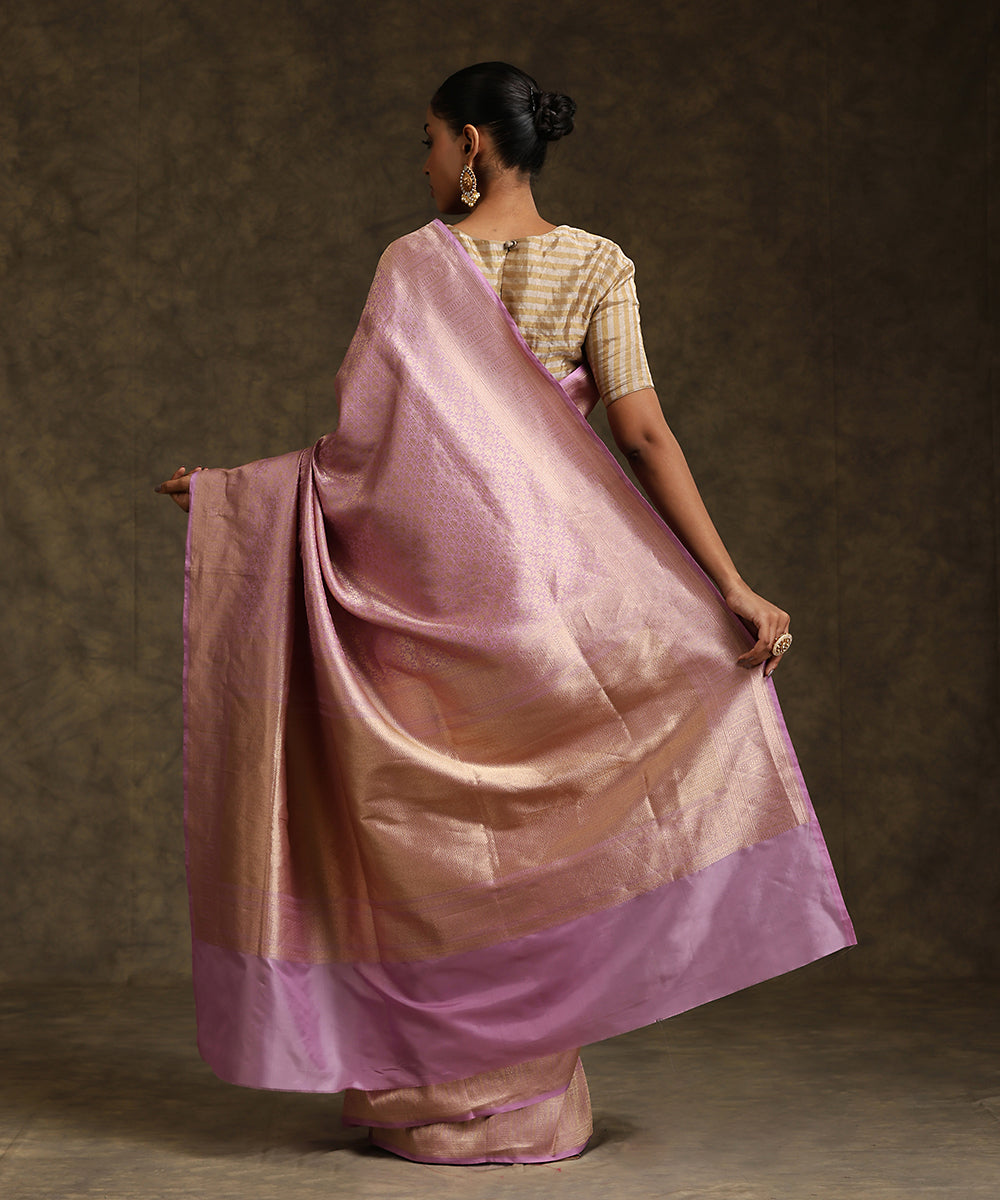 Lilac_Handloom_Pure_Katan_Silk_Kimkhab_Banarasi_Saree_WeaverStory_03
