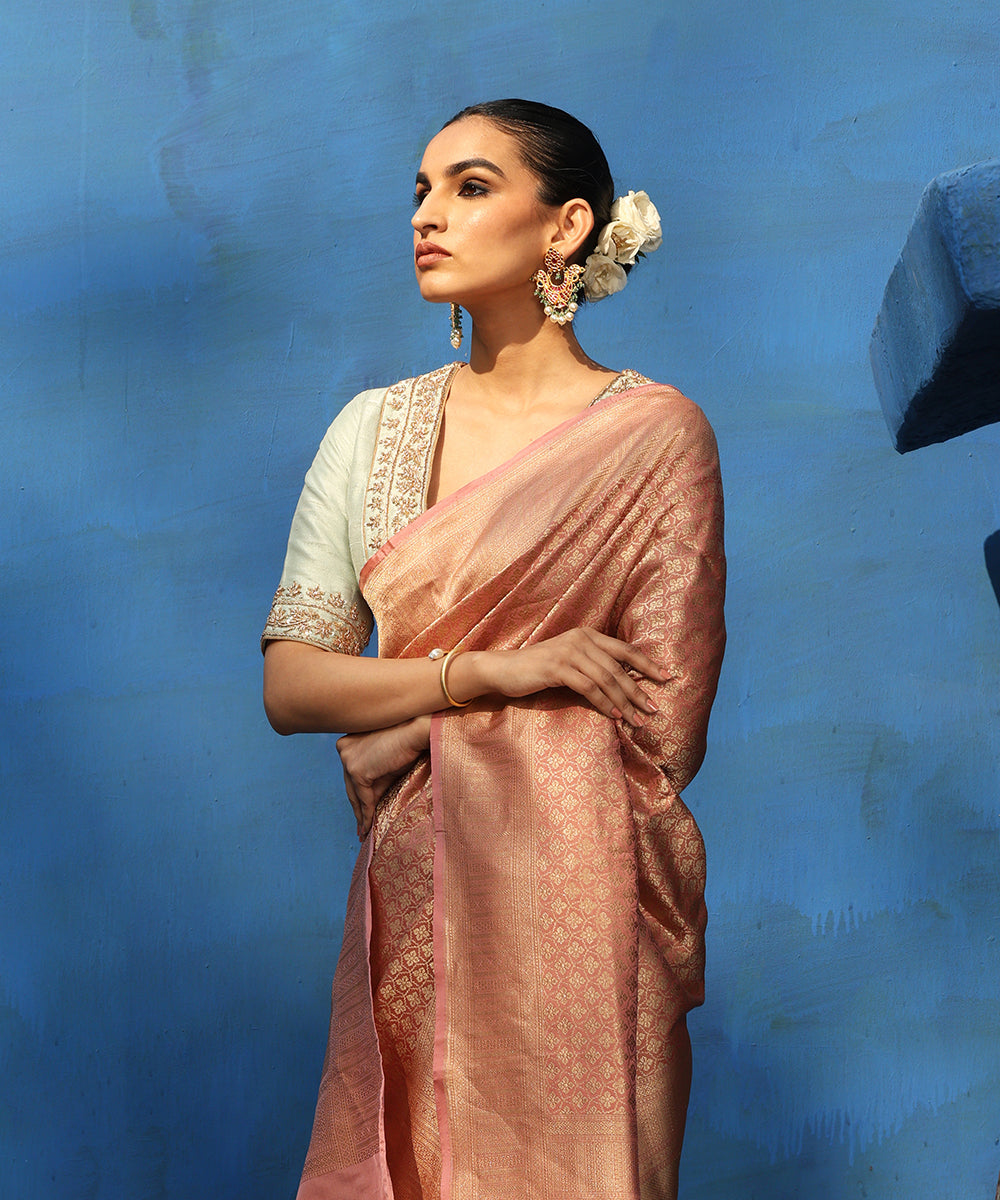 Peach_Handloom_Pure_Katan_Silk_Kimkhab_Banarasi_Saree_With_Zari_WeaverStory_01