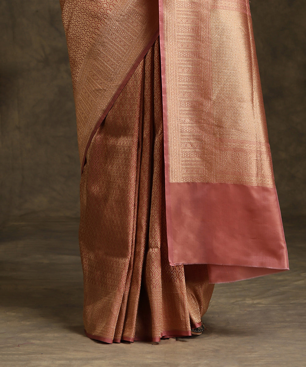 Peach_Handloom_Pure_Katan_Silk_Kimkhab_Banarasi_Saree_WeaverStory_04