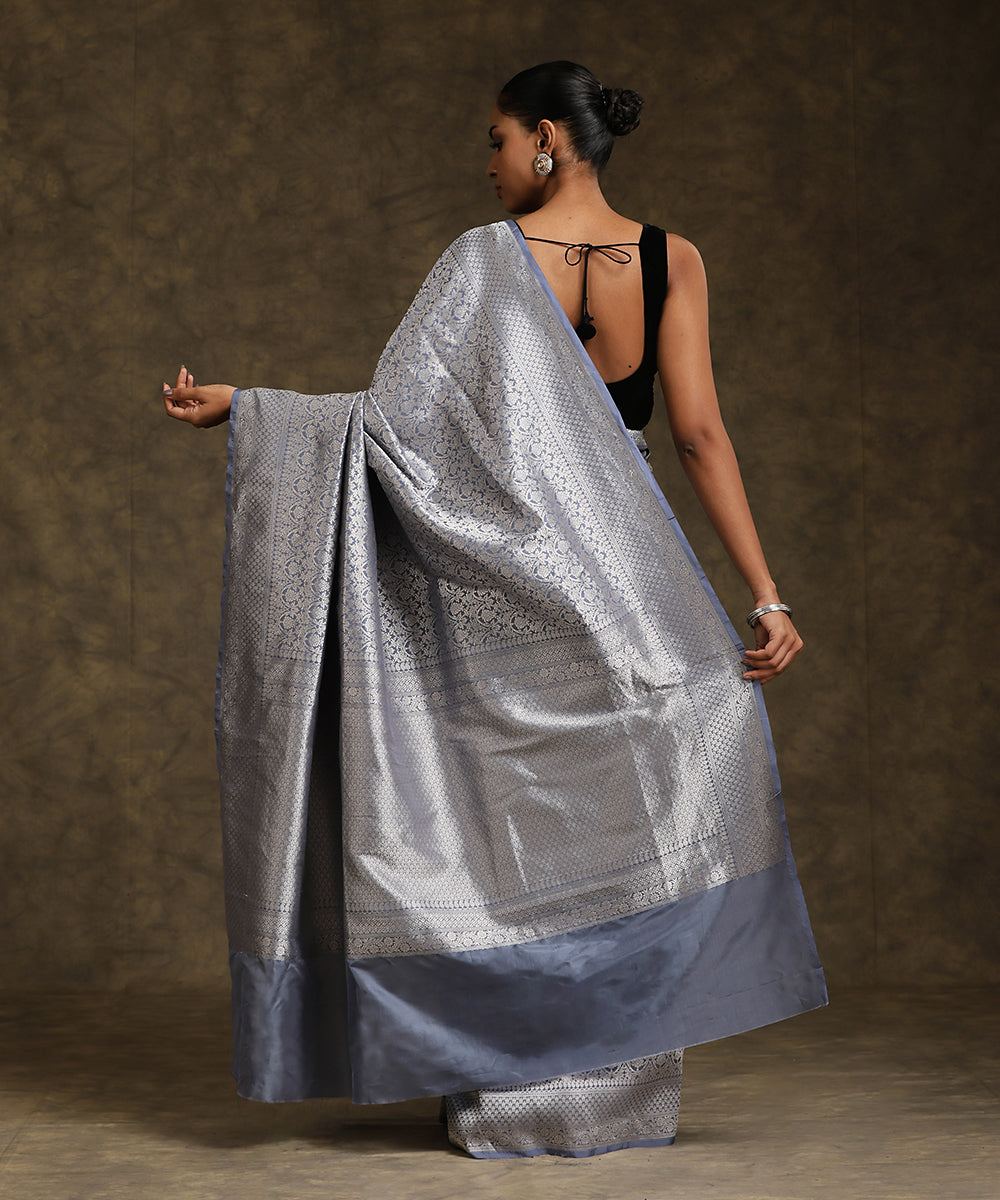 Handloom_Grey_Pure_Katan_Silk_Kimkhab_Banarasi_Saree_With_Silver_Zari_WeaverStory_03