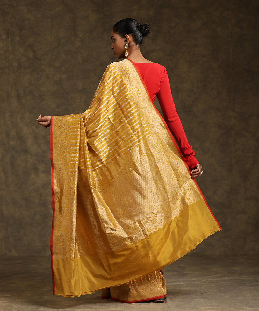 Handloom_Mustard_Pure_Katan_Silk_Banarasi_Saree_With_Sona_Rupa_Stripes_And_Border_WeaverStory_03