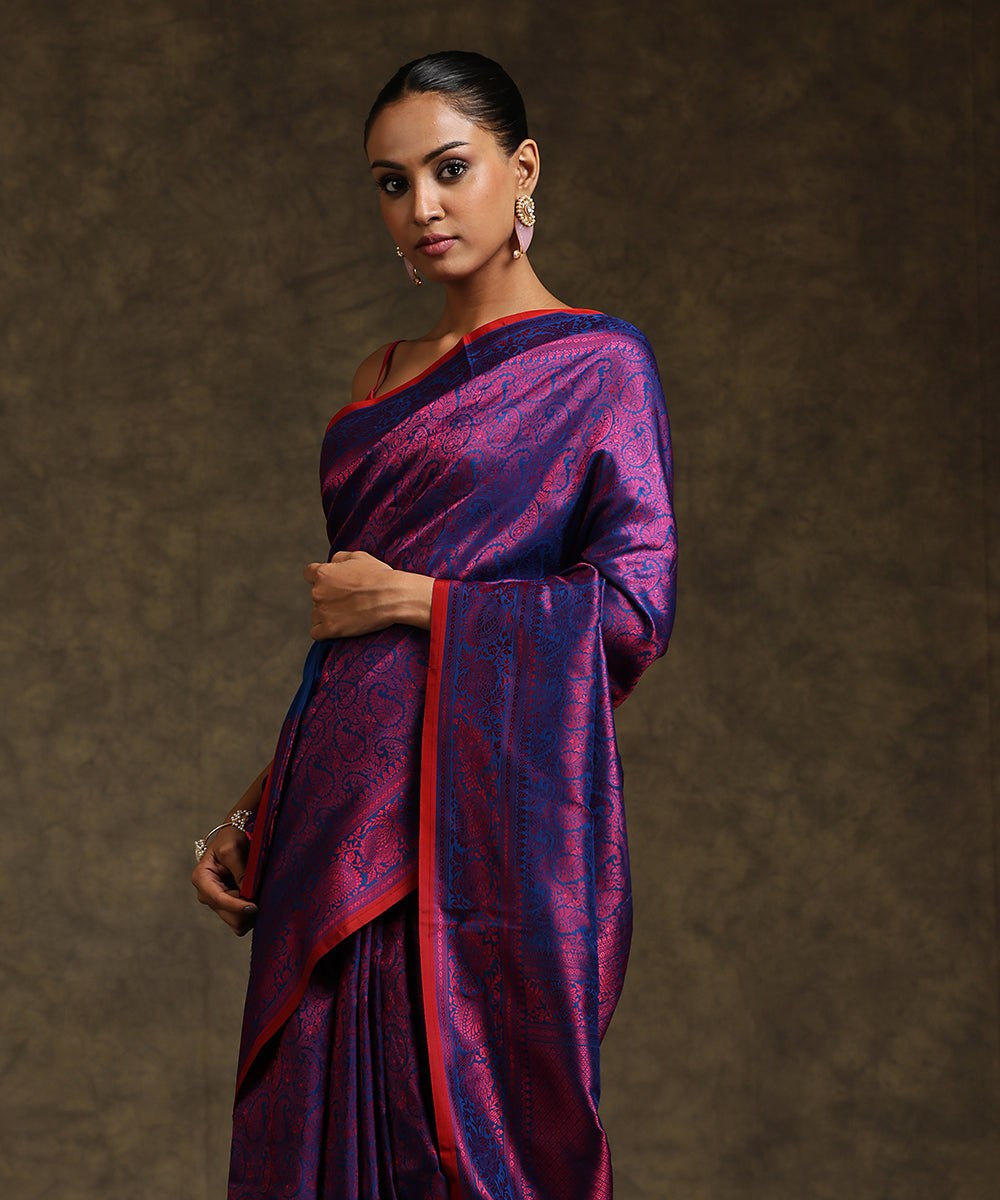 Handloom_Navy_Blue_Pure_Katan_Silk_Tanchoi_Banarasi_Saree_With_Magenta_Resham_Work_WeaverStory_01