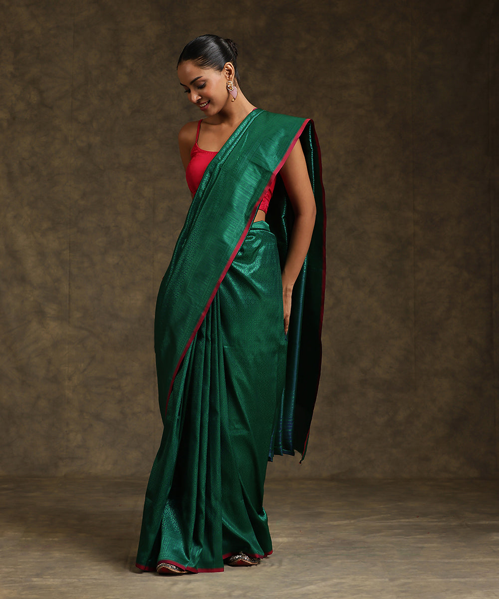 Handloom_Green_Pure_Katan_Silk_Tanchoi_Banarasi_Saree_With_Green_Resham_Work_WeaverStory_02