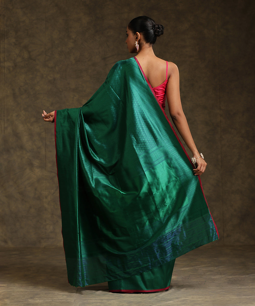 Handloom_Green_Pure_Katan_Silk_Tanchoi_Banarasi_Saree_With_Green_Resham_Work_WeaverStory_03
