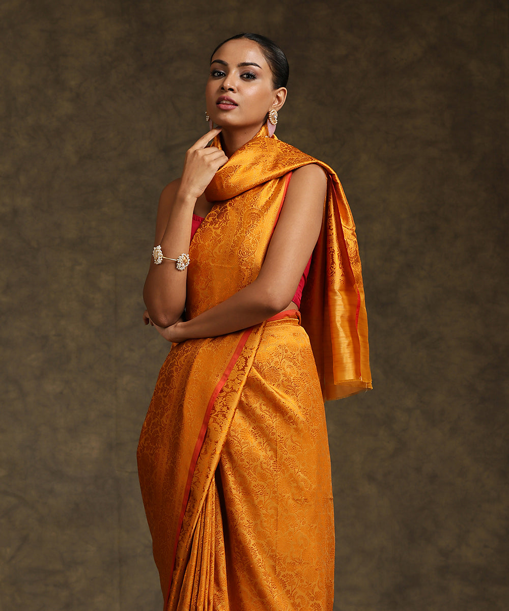 Mustard_Handloom_Pure_Katan_Silk_Tanchoi_Banarasi_Saree_With_Mustard_Resham_Work_WeaverStory_01