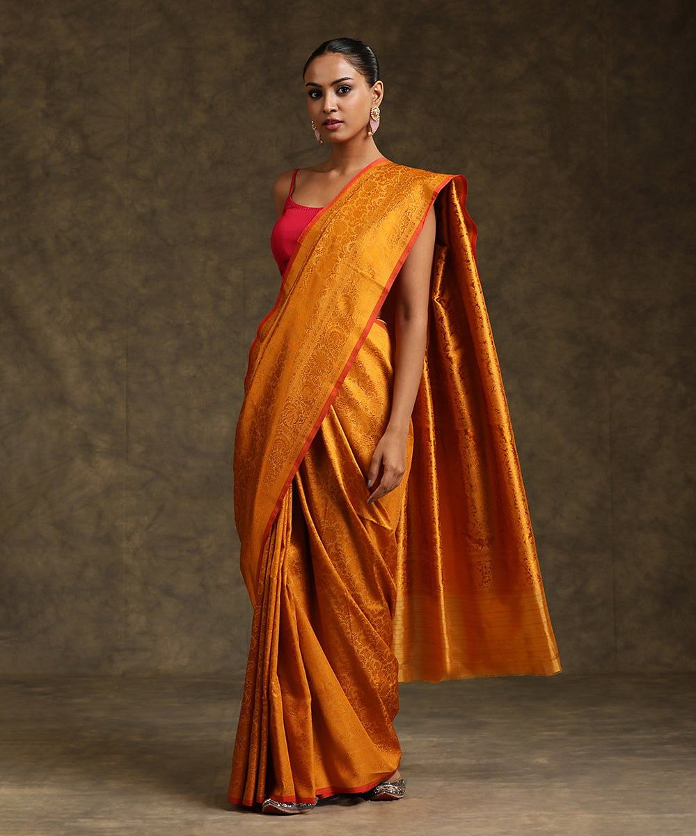 Mustard_Handloom_Pure_Katan_Silk_Tanchoi_Banarasi_Saree_With_Mustard_Resham_Work_WeaverStory_02