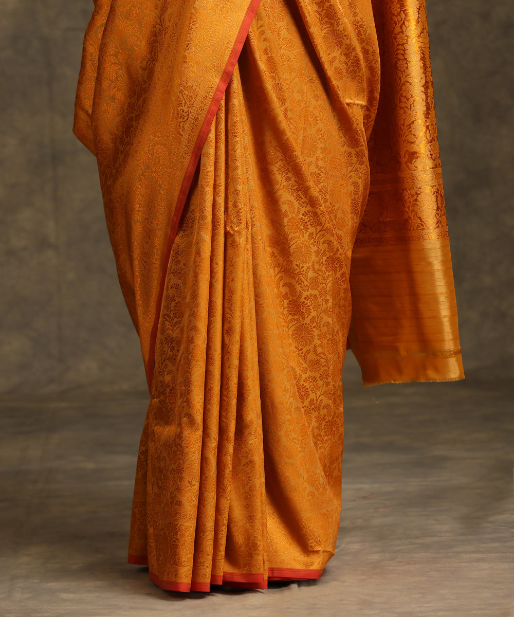 Mustard_Handloom_Pure_Katan_Silk_Tanchoi_Banarasi_Saree_With_Mustard_Resham_Work_WeaverStory_04