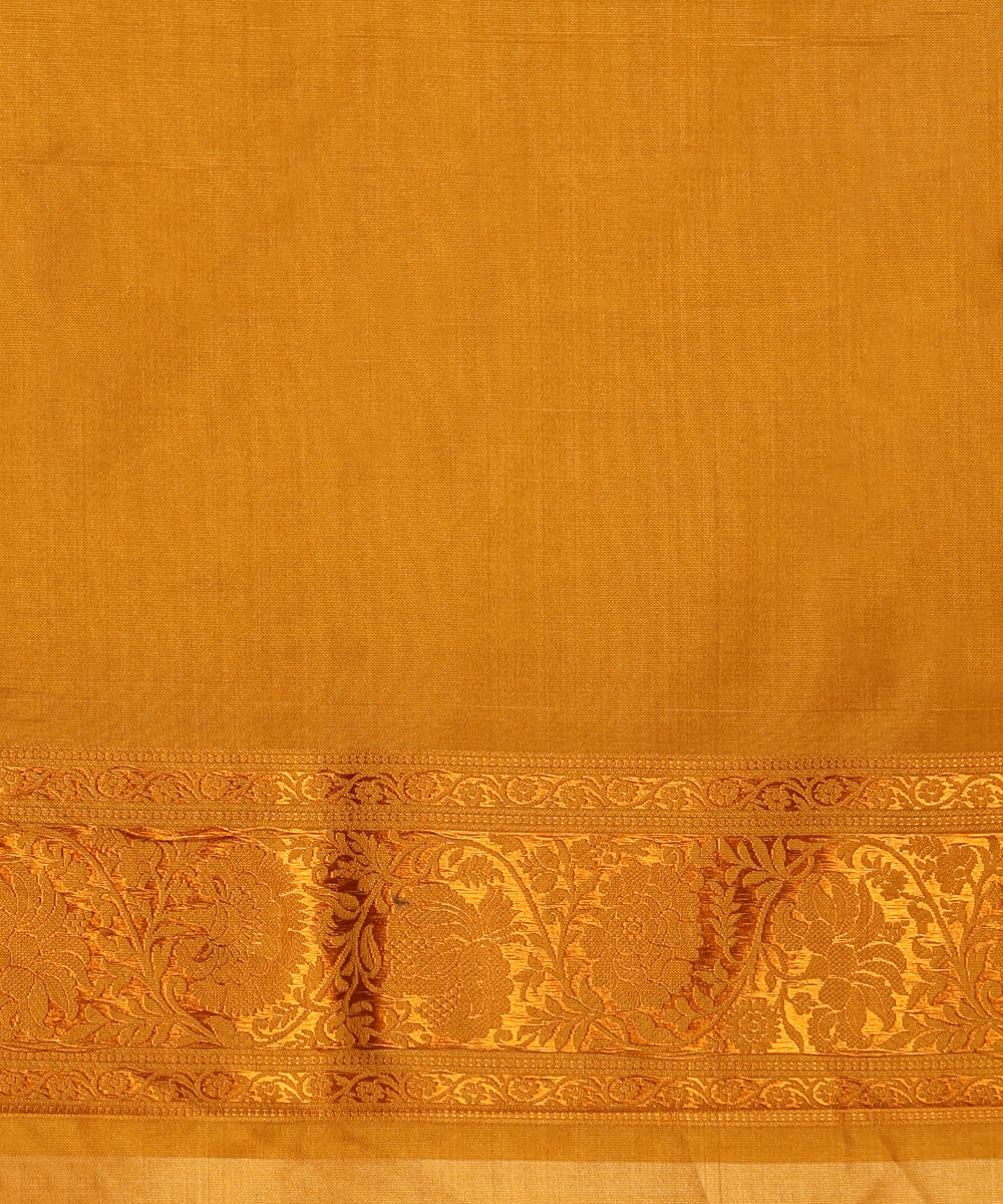 Mustard_Handloom_Pure_Katan_Silk_Tanchoi_Banarasi_Saree_With_Mustard_Resham_Work_WeaverStory_05