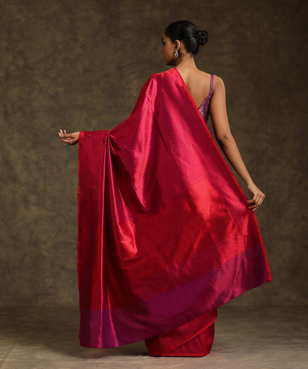 Handloom_Purple_Double_Shade_Pure_Katan_Silk_Tanchoi_Banarasi_Saree_With_Magenta_Resham_Work_WeaverStory_03