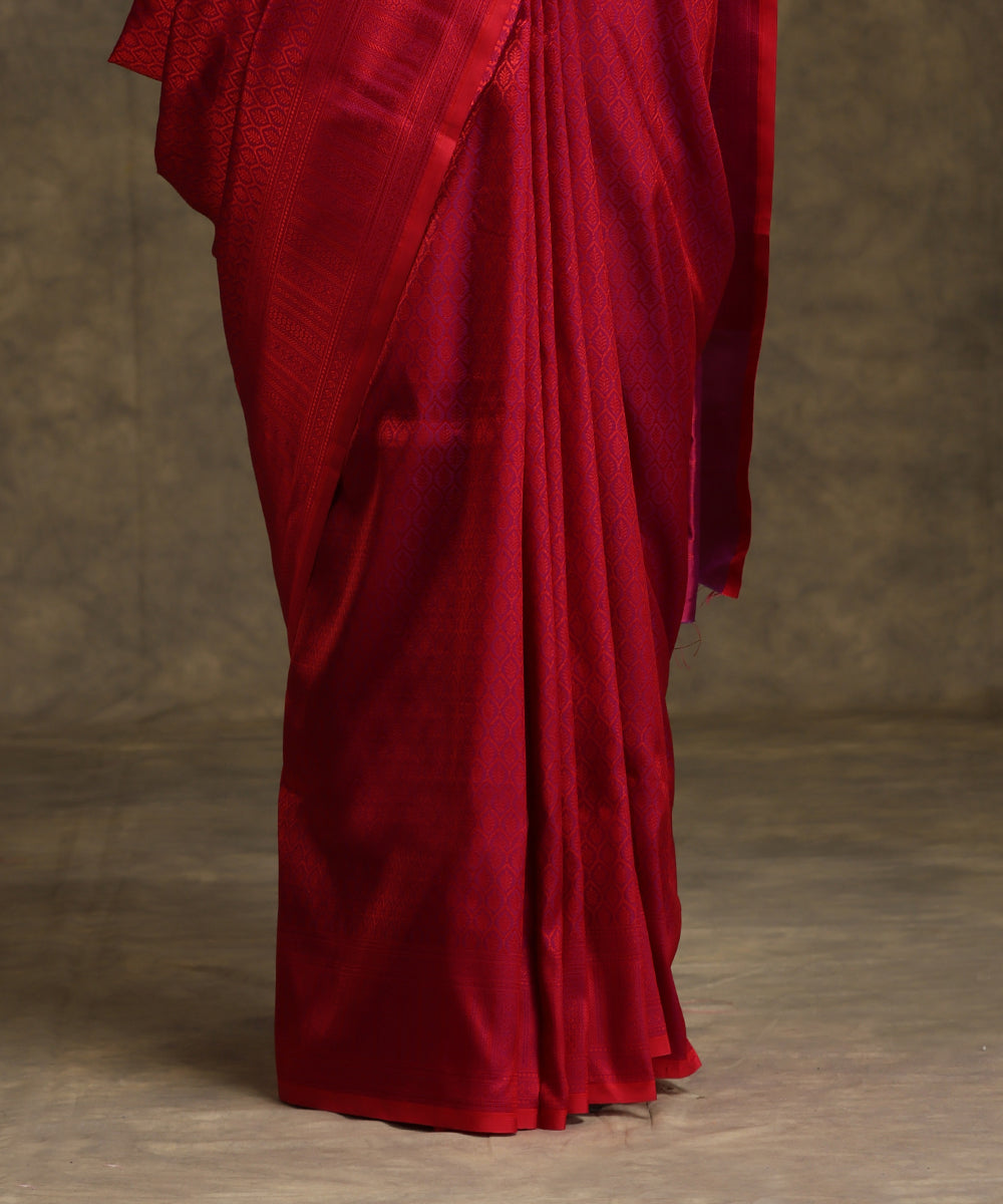 Handloom_Purple_Double_Shade_Pure_Katan_Silk_Tanchoi_Banarasi_Saree_With_Magenta_Resham_Work_WeaverStory_04