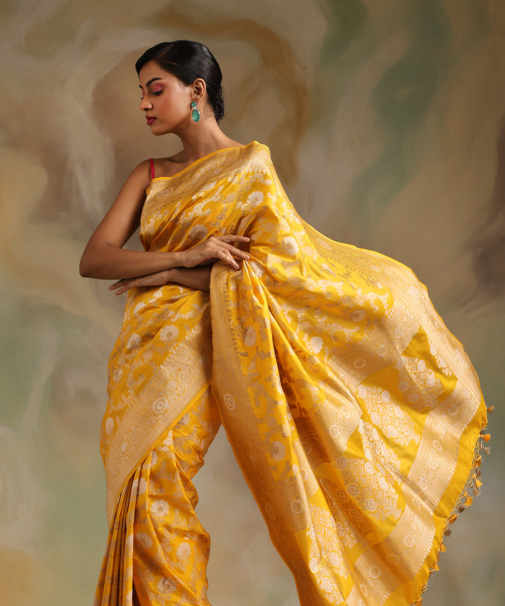 Handloom_Mustard_Pure_Katan_Silk_Banarasi_Saree_With_All_Over_Sona_Rupa_Cutwork_Jaal_WeaverStory_01
