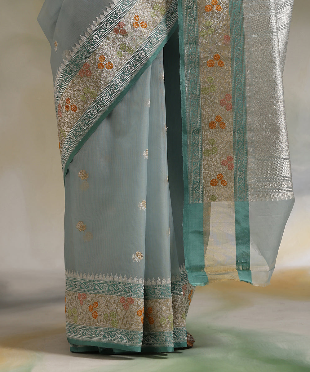 Handloom_Powder_Blue_Pure_Kora_Silk_Banarasi_Saree_With_Kadhwa_Weave_WeaverStory_04