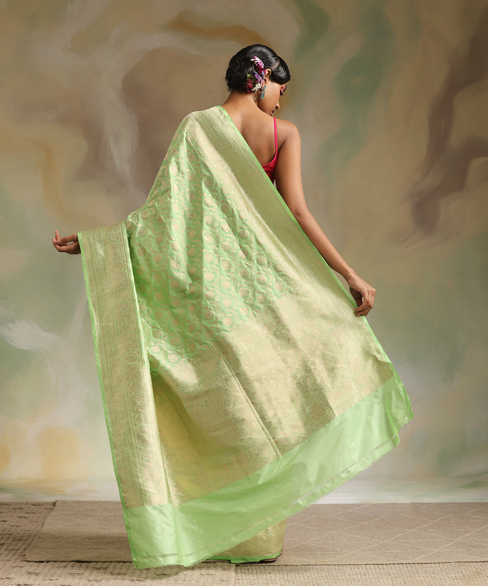 Parrot_Green_Handloom_Pure_Katan_Silk_Banarasi_Saree_With_Cutwork_Jaal_WeaverStory_03